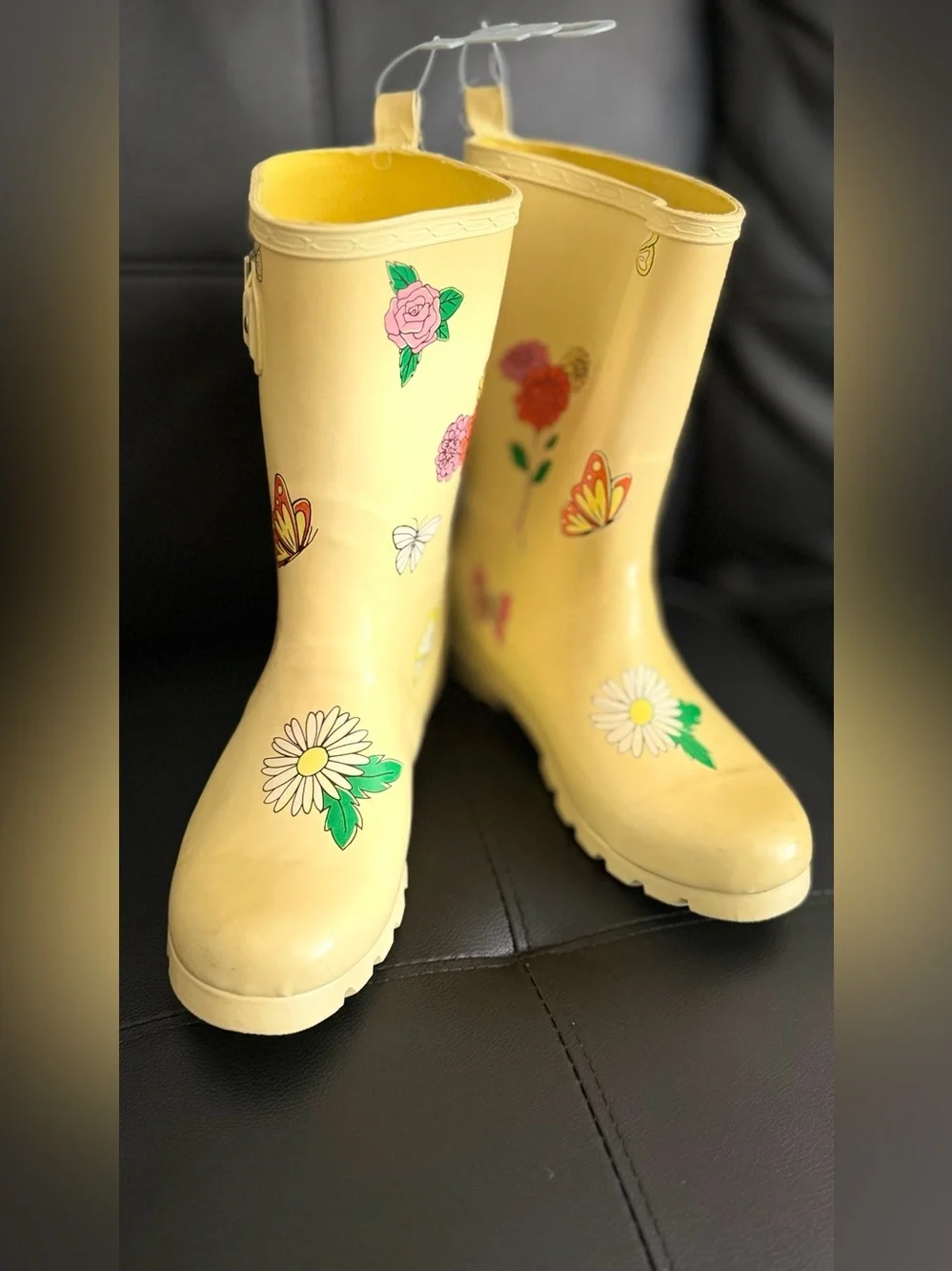 Disney Epcot Floral Butterfly Rubber Yellow Rain Boots Size 9 NWT